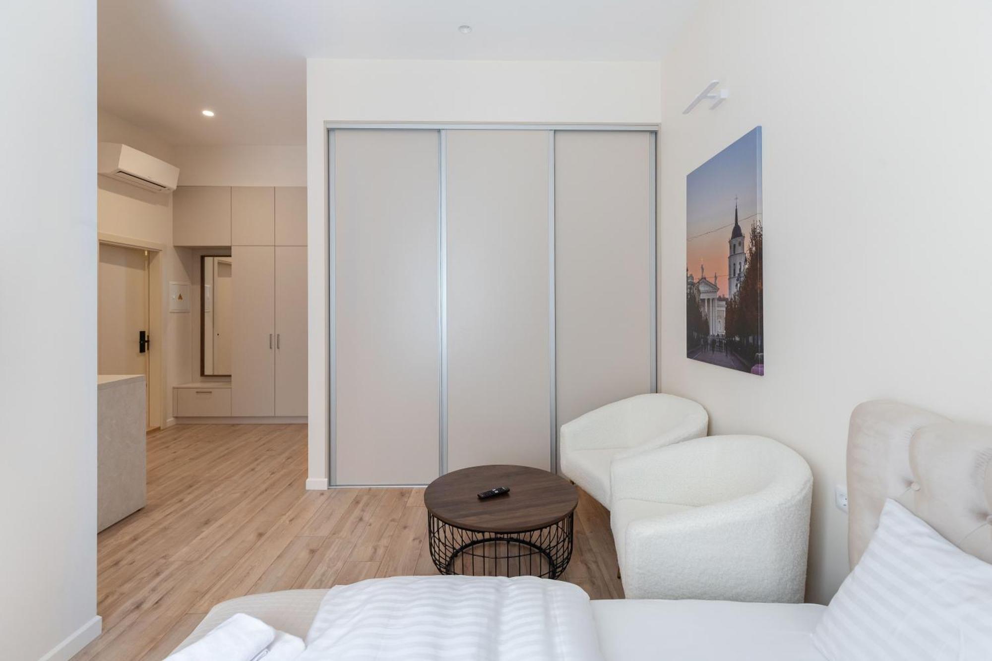 Studioapart23 - Brand New Apartments In City Center Вилнюс Стая снимка
